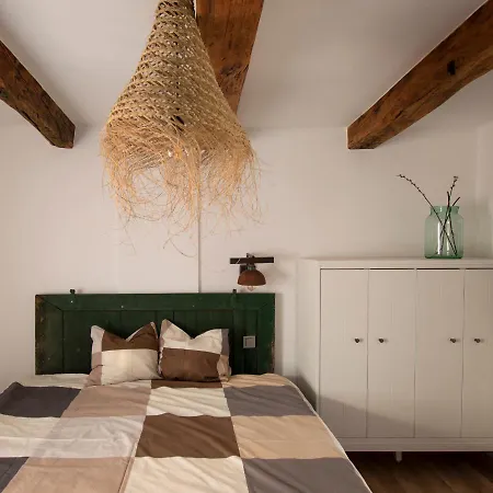 Kali Kert Bed & Breakfast Szentbekkalla